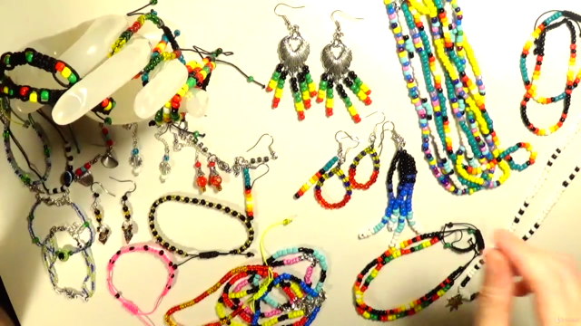 Making Jewelry Using Seed Beads – Screenshot 1