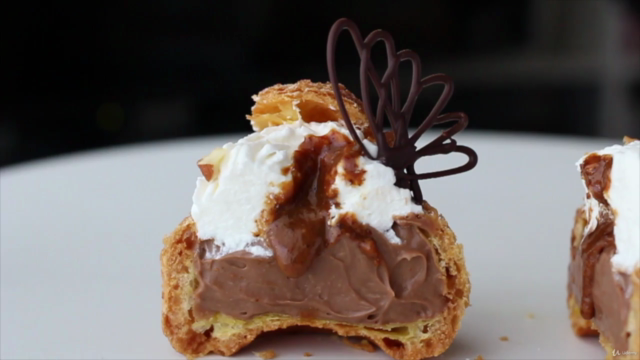 INDYASSA Pastry Course #3 The Perfect Cream Puffs – Screenshot 4