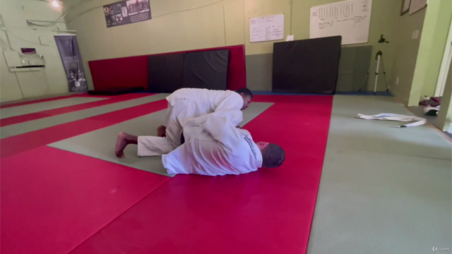 BJJ Made Easy: Mastering the Lasso Guard – Screenshot 1