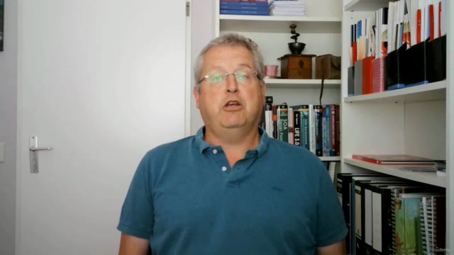 Introduction to Data Management – Screenshot 1