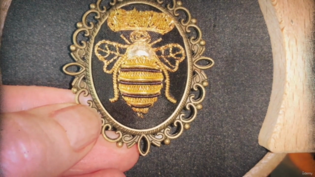 Introduction to Goldwork Embroidery with Queen Bee Project – Screenshot 2