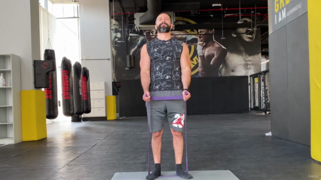 Home Workout Using Resistance Band – Screenshot 2