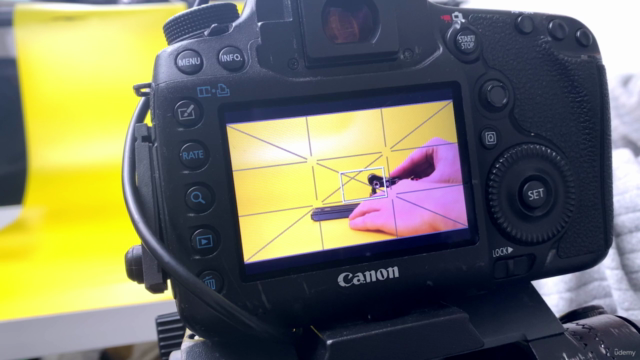 An Introduction to Stop Motion Animation – Screenshot 2