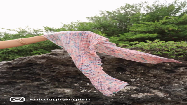 Tresna shawl by Ysolda Knitting Tutorials（一絞線披肩英文織圖解析） - Screenshot_02