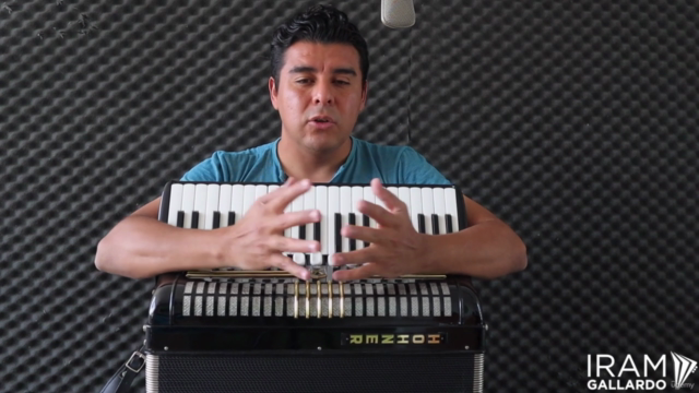 Sacar canciones de oído en acordeón de teclado – Screenshot 2