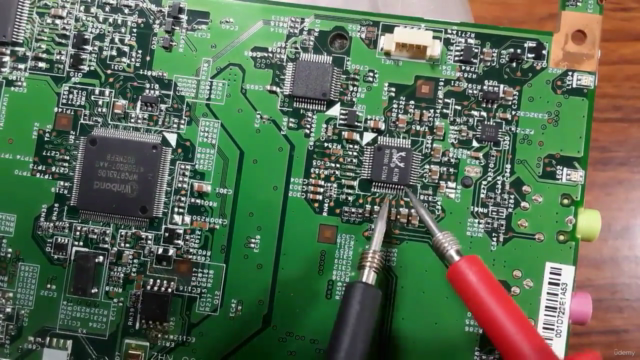 Laptop Repairing: Learn How to Track Signals & Voltage – Screenshot 3