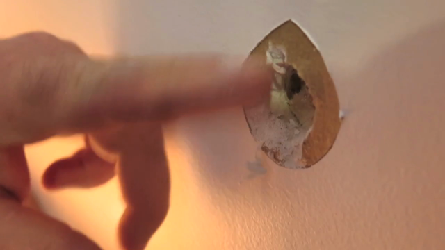 Patching Walls Like a Pro – Screenshot 2