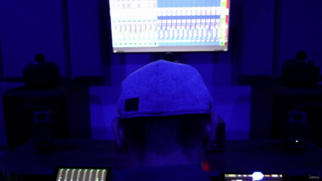 Master the Art of EQ: Essential Techniques for Better Mixes – Screenshot 2