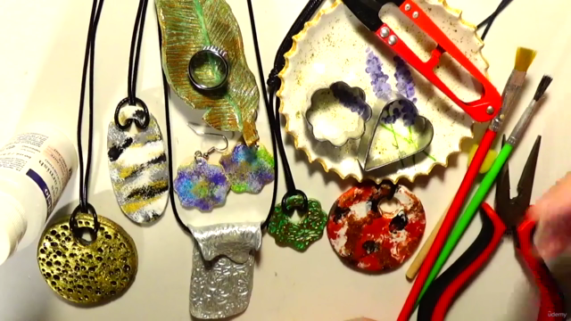 Learn How to Make Air Dry Clay Jewelry – Screenshot 3
