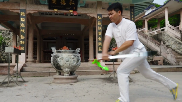 TaiChi Broadsword For Building Strength & Flexibility – Screenshot 3