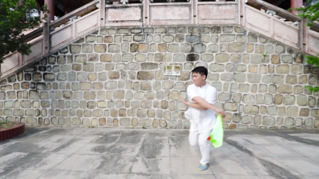 TaiChi Broadsword For Building Strength & Flexibility – Screenshot 4