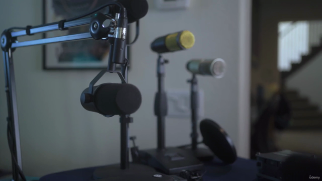 Audio Engineering 101: Microphones for Beginners – Screenshot 3
