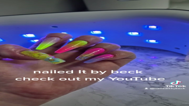 Acrylic Nail Course – Screenshot 4