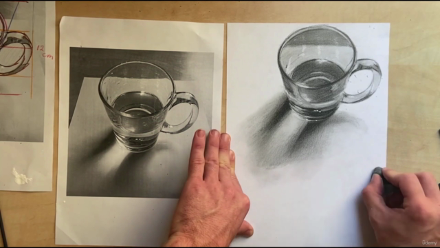 Draw a realistic 3D glass mug with a professional painter – Screenshot 3