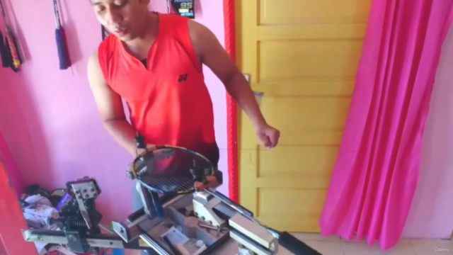 How to string a badminton racket and fix a broken racket – Screenshot 1