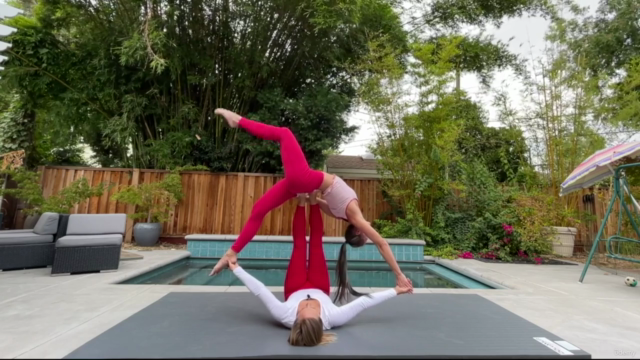 Learn Acro Yoga – Screenshot 1