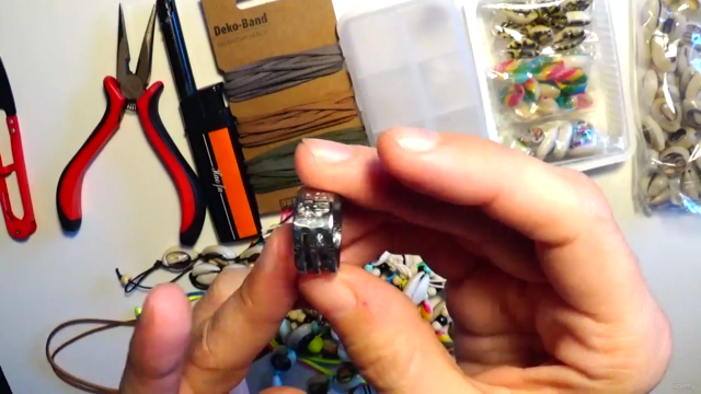 Handmade Cowrie Shell Jewelry for Beginners – Screenshot 4