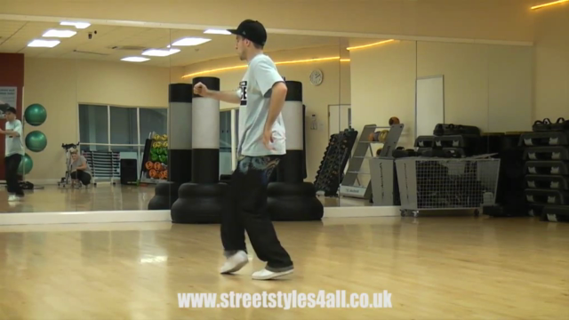 Learn how to street dance - Slides and Glides (Moonwallking) – Screenshot 1