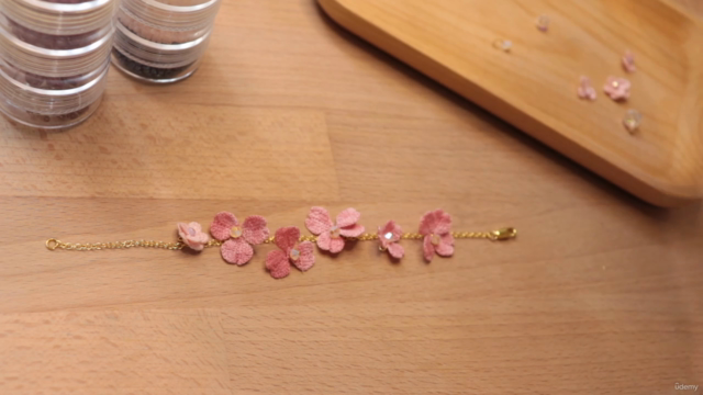 how to make crochet flower bracelet – Screenshot 4