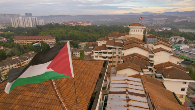 A Comprehensive History of Palestine and Israel – Screenshot 4