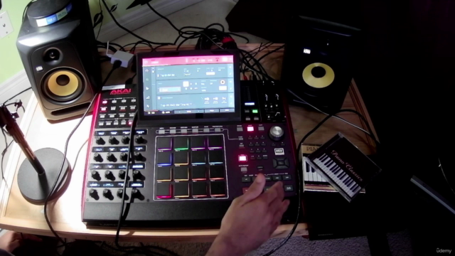 Making Music 4 with Akai's MPC X: Music for your content – Screenshot 2