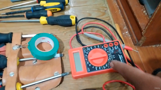 Instalaciones Eléctricas Prácticas: Habilidades Reales – Screenshot 3