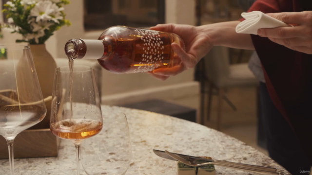 The Complete Wine Service MasterClass with Italian Sommelier – Screenshot 2