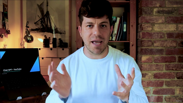ChatGPT & YouTube: AI Tools for YouTube Video Creators – Screenshot 1