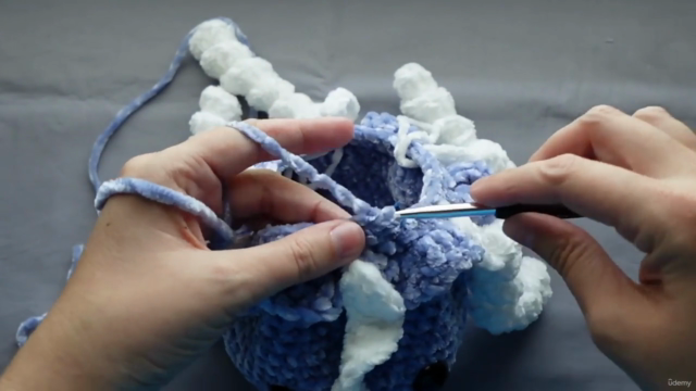 Create Adorable Amigurumi Crochet Jellyfish – Screenshot 4