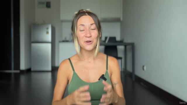 Mejora Tu Postura en 15 Minutos con Ejercicios de Yoga – Screenshot 1