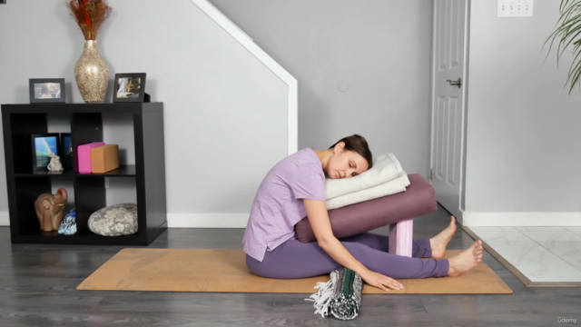Restorative Yoga for Relaxation and Stress Management – Screenshot 3