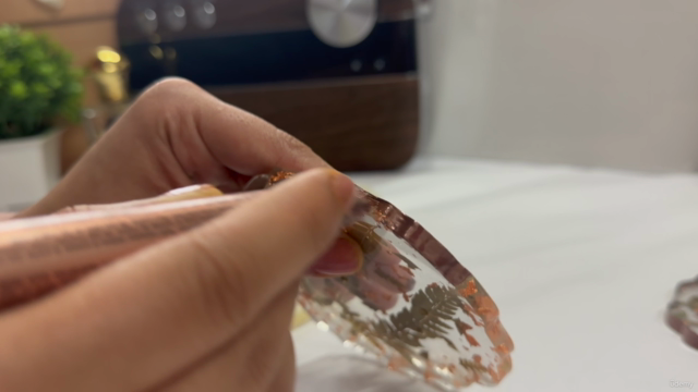 Epoxy Resin Art for Beginners: Coasters with Dried Leaves – Screenshot 4