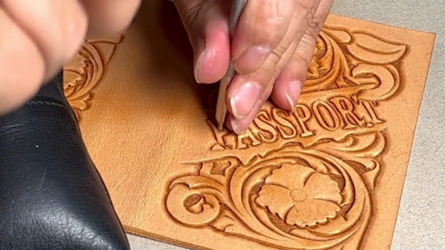 Leather carving passport case – Screenshot 2