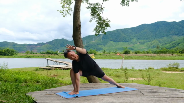 ULTIMATE YOGA COURSE Toàn diện Vai Gáy + Cột Sống + Ngủ Ngon – Screenshot 3