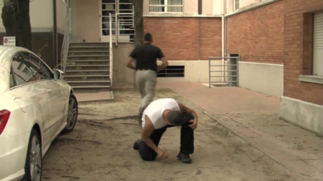 Krav Maga Self-Defense Basic and Intermediate Techniques – Screenshot 3