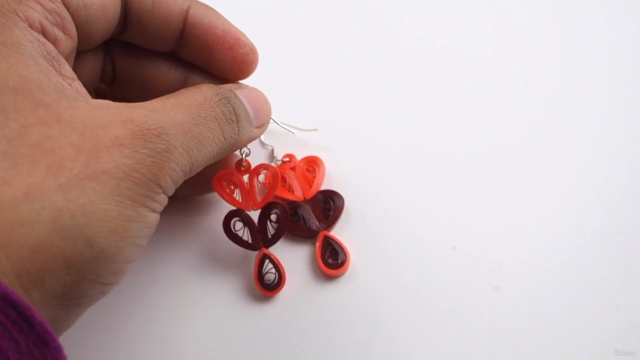 How to make paper Quilled Earrings – Screenshot 4