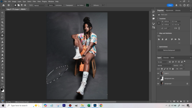 Fix Studio Backdrops Using AI in Photoshop – Screenshot 4