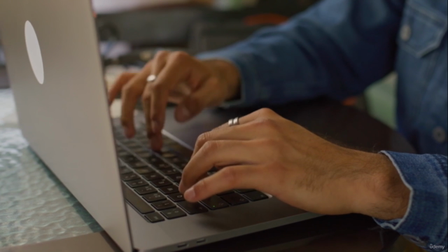 Desarrolla Tu Presencia Digital con Tu Propio Sitio Web – Screenshot 1