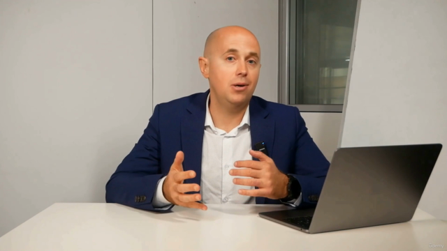 DeepSeek AI for Business: Build a Strategy with AI Insights – Screenshot 1