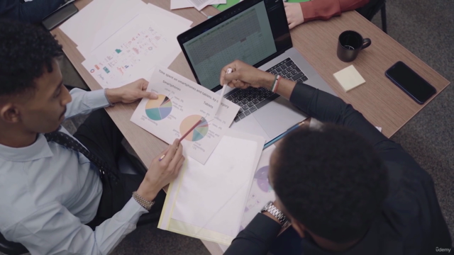 Excel Data Insights: Power Query Pivot Analysis and Visuals – Screenshot 1