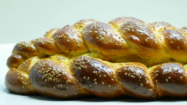 #6 Learn to Bake Magnificent Challah Bread – Screenshot 1