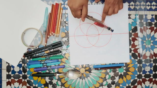 Draw Islamic Geometric Patterns With A Compass And Ruler – Screenshot 1