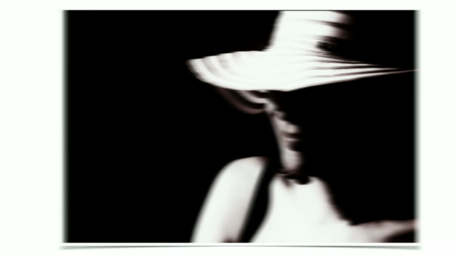 Natural Light Portrait Photography With Any Camera – Screenshot 3